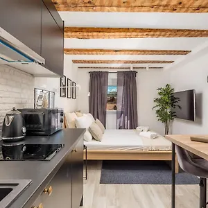  Apartman Grota In The Center 2